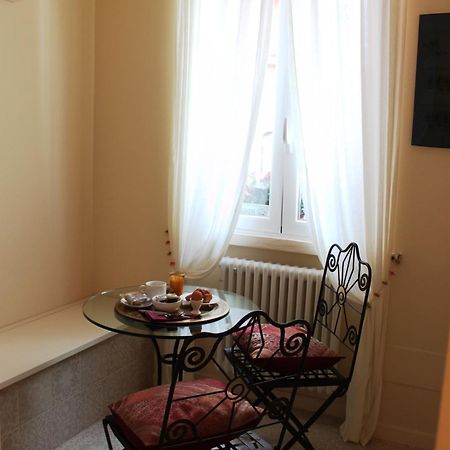 Abracadabra Tortona Bed & Breakfast Milan Exterior photo